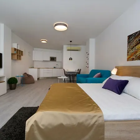 Beatum * Split